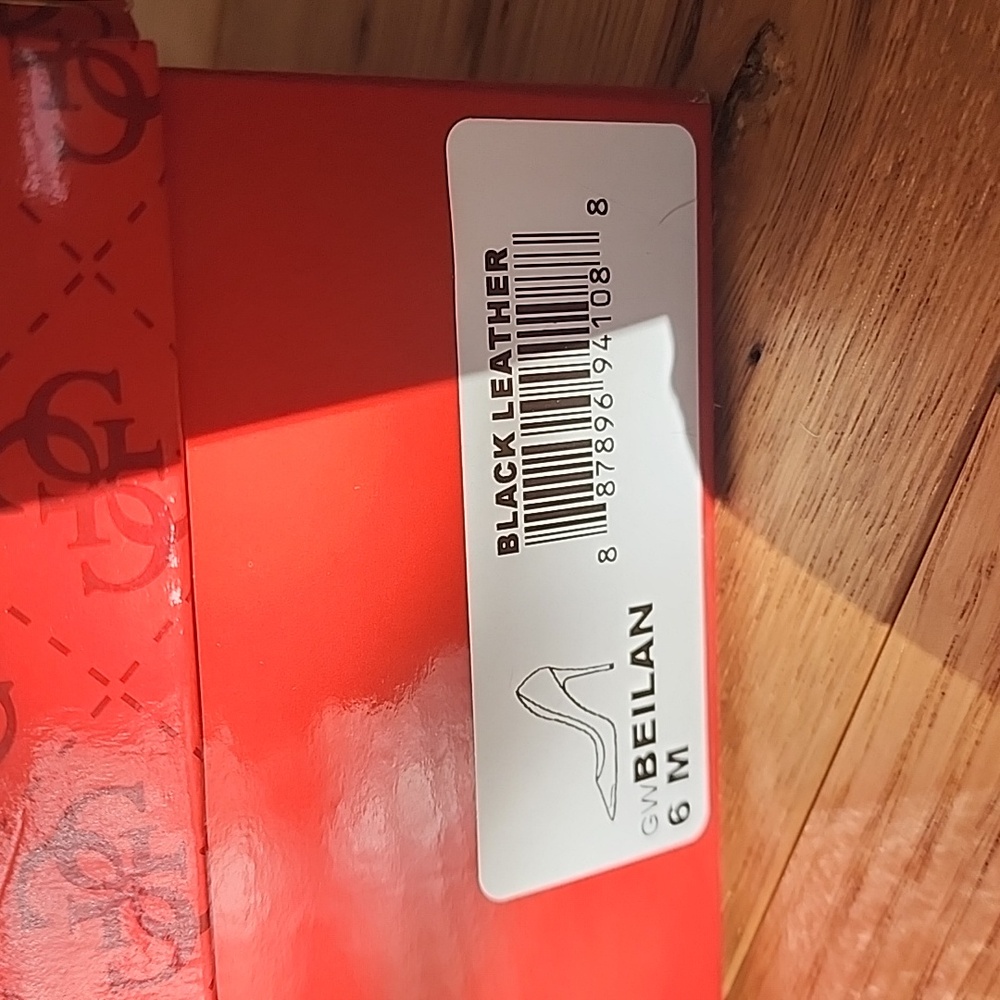 NEW GUESS Beilan Stiletto Pumps - Picture 3 of 6